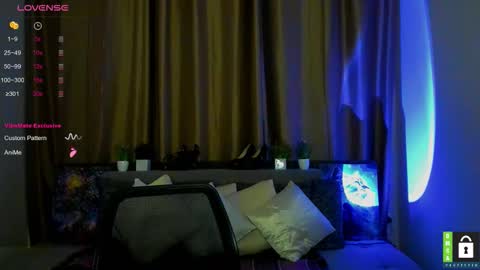 Snapshot of alicia_folow chatting on 21, 10, 2025 Alicia online show from 21, 10, 2025