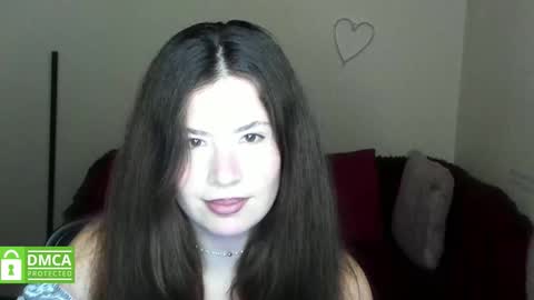 Snapshot of alicia_folow chatting on 18, 11, 2025 Alicia online show from 18, 11, 2025