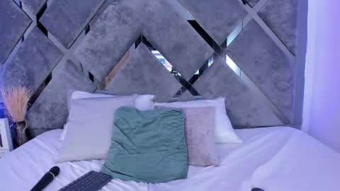 Alice  online show from 18, 1, 2025