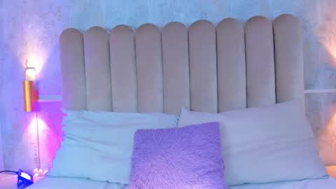 Snapshot of alicia_jerez1 chatting on 18, 12, 2025 Alice online show from 18, 12, 2025