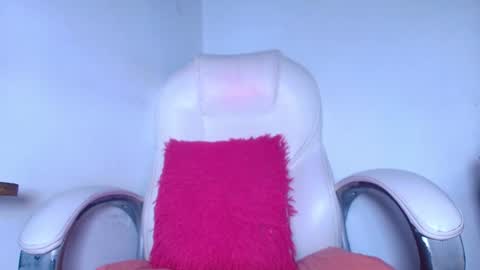 Alicia Kyse  online show from 16, 1, 2025