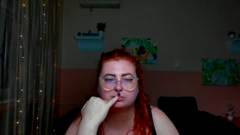 Snapshot of alicia_side_red chatting on 28, 6, 2026 Alicia online show from 28, 6, 2026