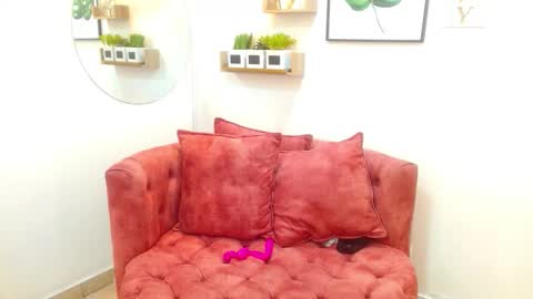 aliciacute    online show from 21, 2, 2026