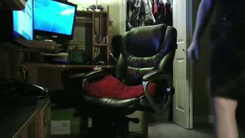 Alicia deHart  Help me reach 1000 Followers. Its FREE online show from 11, 1, 2026