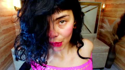 Snapshot of alie_martin_r chatting on 14, 4, 2026 Alie online show from 14, 4, 2026