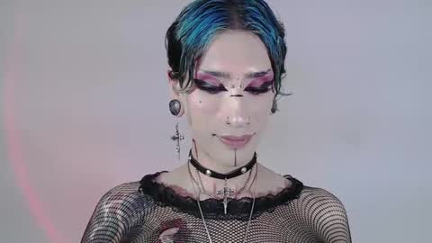     online show from 4, 3, 2025