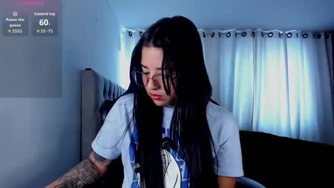 aliice_walker_ online show from 9, 2, 2026