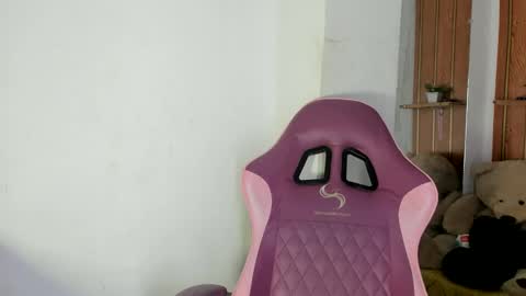 alika online show from 13, 11, 2025