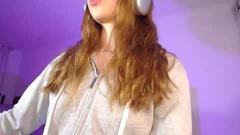 Snapshot of alina_lee01 chatting on 11, 7, 2026 NYX online show from 11, 7, 2026