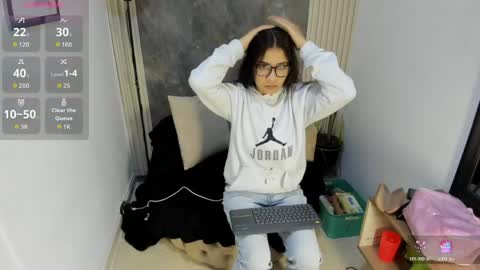 alina online show from 17, 4, 2026