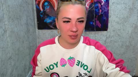 Alina online show from 5, 4, 2026