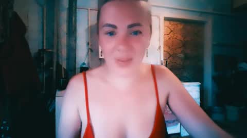 Snapshot of alinafrey_ chatting on 22, 6, 2026 Alina online show from 22, 6, 2026