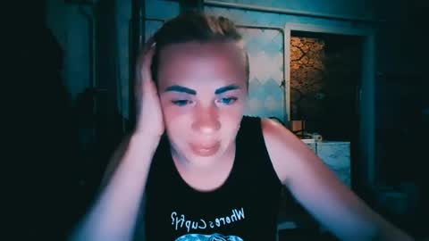 Snapshot of alinafrey_ chatting on 5, 8, 2026 Alina online show from 5, 8, 2026