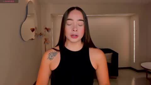 alinakravitz_ online show from 2, 6, 2026