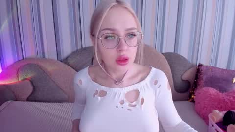Snapshot of alinaocean chatting on 25, 2, 2026 alinaocean online show from 25, 2, 2026