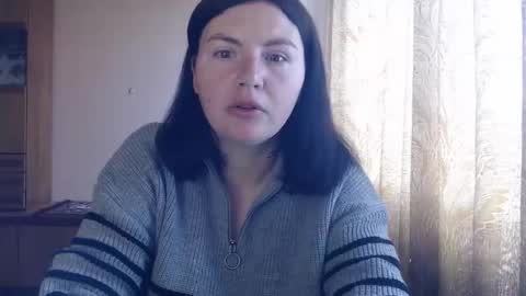 Snapshot of alinaxjames chatting on 22, 4, 2026 AlinaxJames online show from 22, 4, 2026
