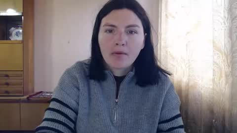 Snapshot of alinaxjames chatting on 1, 5, 2026 AlinaxJames online show from 1, 5, 2026