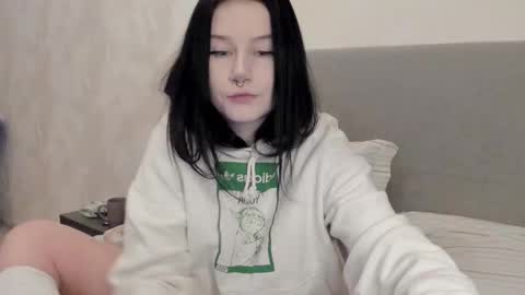 Aline Greeeen online show from 22, 12, 2025