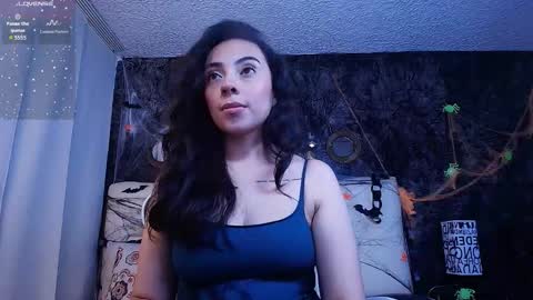 Snapshot of alisa__cain chatting on 2, 11, 2025 Alejandra online show from 2, 11, 2025