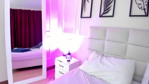 Snapshot of alisa_walker chatting on 27, 12, 2024 online show from 27, 12, 2024