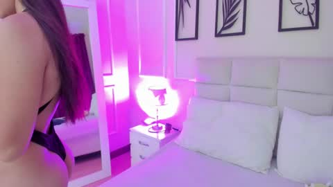 Snapshot of alisa_walker chatting on 2, 2, 2025 online show from 2, 2, 2025