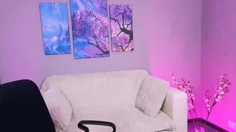 Alisa online show from 10, 11, 2025