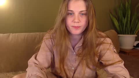 Snapshot of alisaxxxshy chatting on 14, 1, 2025 alisaxxxshy online show from 14, 1, 2025