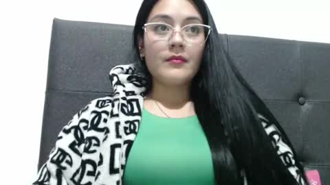 Snapshot of alisha_9997 chatting on 6, 10, 2025 alisha_9997 online show from 6, 10, 2025