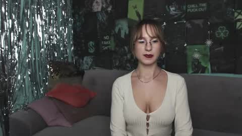 alishakelly online show from 9, 11, 2025