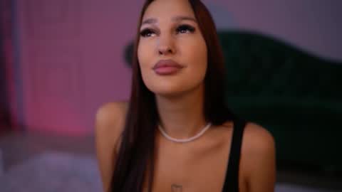 Snapshot of alisharossen chatting on 11, 10, 2025 alisharossen online show from 11, 10, 2025