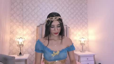 Snapshot of alison_carde05 chatting on 26, 10, 2025 Alison online show from 26, 10, 2025