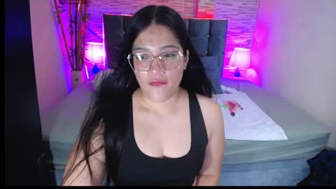 Snapshot of alison_girl22 chatting on 12, 5, 2026 Alison online show from 12, 5, 2026