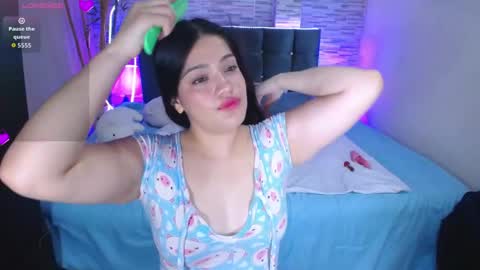 Snapshot of alison_girl22 chatting on 6, 6, 2026 Alison online show from 6, 6, 2026