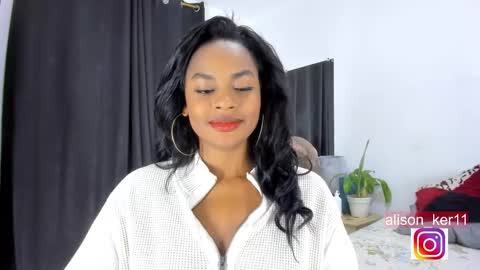 Snapshot of alison_ker chatting on 16, 2, 2025 Sofias house online show from 16, 2, 2025