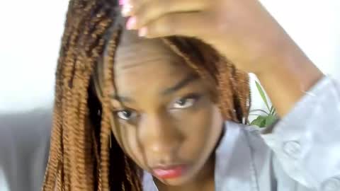Snapshot of alison_ker chatting on 14, 9, 2025 Sofias house online show from 14, 9, 2025