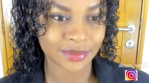 Snapshot of alison_ker chatting on 1, 4, 2026 Sofias house online show from 1, 4, 2026