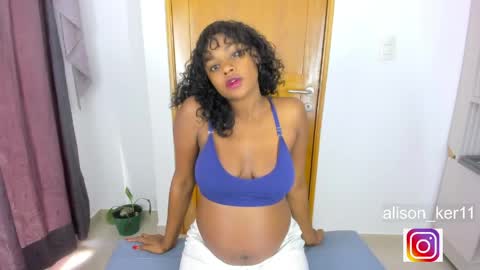 Snapshot of alison_ker chatting on 1, 4, 2026 Sofias house online show from 1, 4, 2026