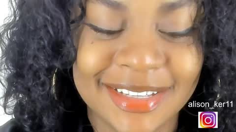 Snapshot of alison_ker chatting on 22, 4, 2026 Sofias house online show from 22, 4, 2026