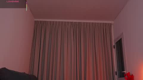 Alison  online show from 21, 11, 2025