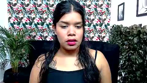 Snapshot of alisonn_hot chatting on 2, 12, 2024 ALISSON HOT online show from 2, 12, 2024