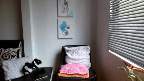 Snapshot of alisonturbay chatting on 3, 6, 2026 Alisonturbay online show from 3, 6, 2026