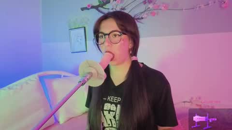 Snapshot of alissa_cute1 chatting on 19, 3, 2026 Mia online show from 19, 3, 2026
