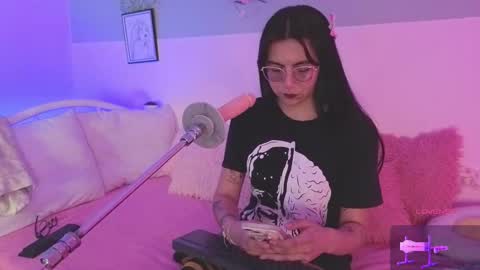 Snapshot of alissa_cute1 chatting on 22, 3, 2026 Mia online show from 22, 3, 2026