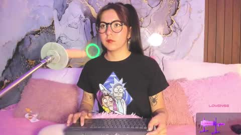 Snapshot of alissa_cute1 chatting on 29, 3, 2026 Mia online show from 29, 3, 2026