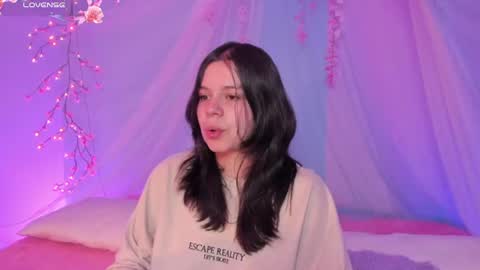 Snapshot of alissa_cute1 chatting on 13, 7, 2026 Mia online show from 13, 7, 2026