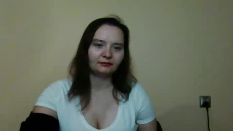 Snapshot of alissaflowers chatting on 8, 1, 2025 AlissaFlowers online show from 8, 1, 2025