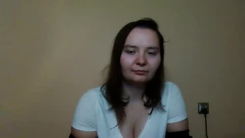 Snapshot of alissaflowers chatting on 18, 1, 2025 AlissaFlowers online show from 18, 1, 2025