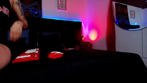 Snapshot of alisse_moore chatting on 29, 4, 2026 Alisse online show from 29, 4, 2026