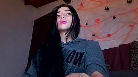 Snapshot of alisson369_ chatting on 28, 10, 2025 Alisson369 online show from 28, 10, 2025