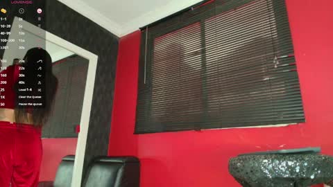 Alison Steeler online show from 8, 4, 2026